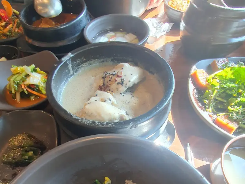 보릿고개 식당 내부 전경