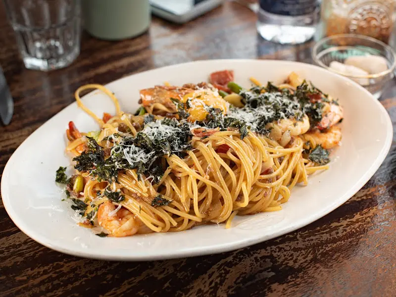 해산물이 가득한 파스타