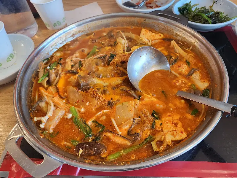 두부전골 전체샷