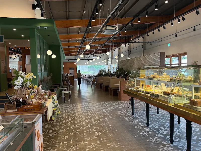 넓고 쾌적한 슬로가든 내부