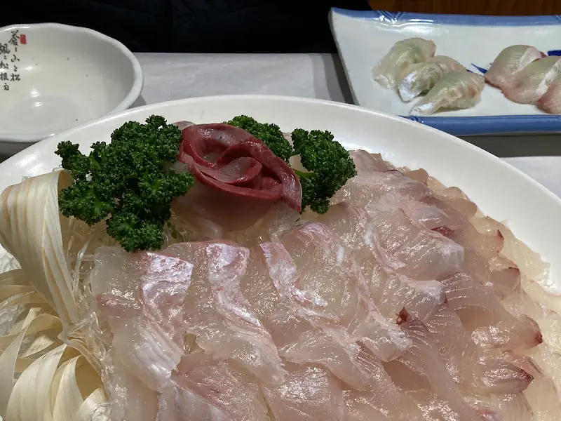 싱싱함이 느껴지는 광어회