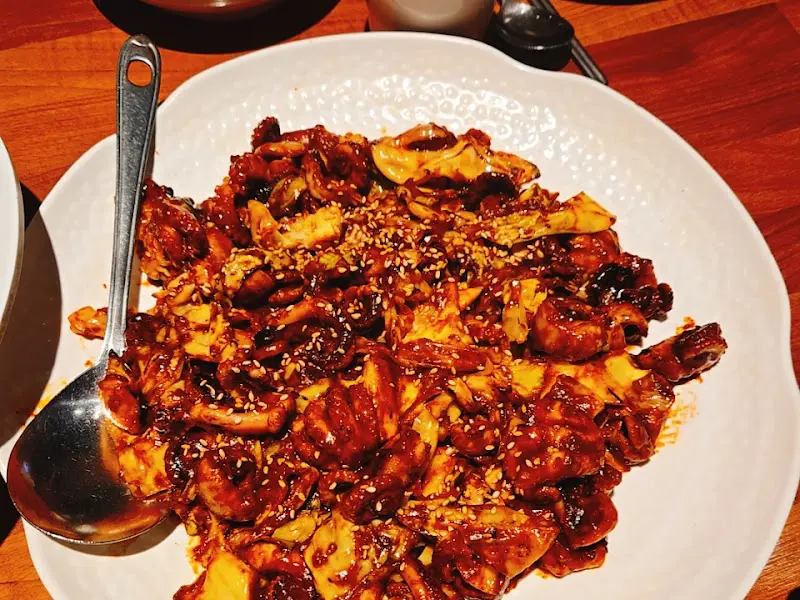 쭈꾸미 볶음 근접샷