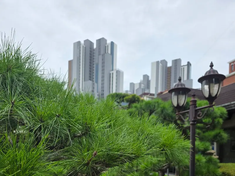 정원과 어우러진 숭의가든