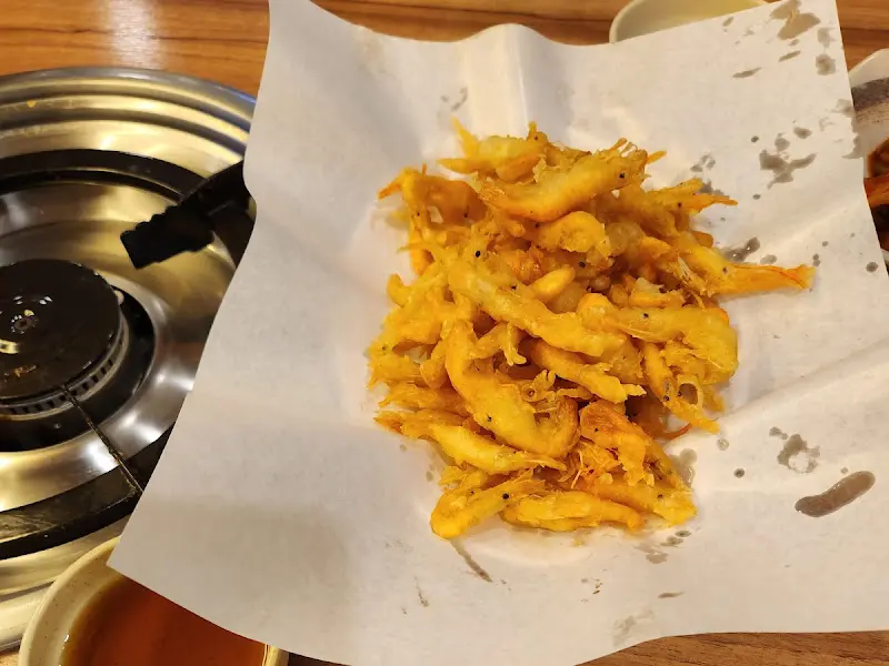 깔끔한 식당 내부