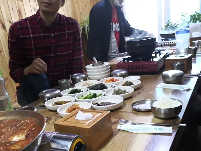 정겨운 분위기의 은하수 식당 내부