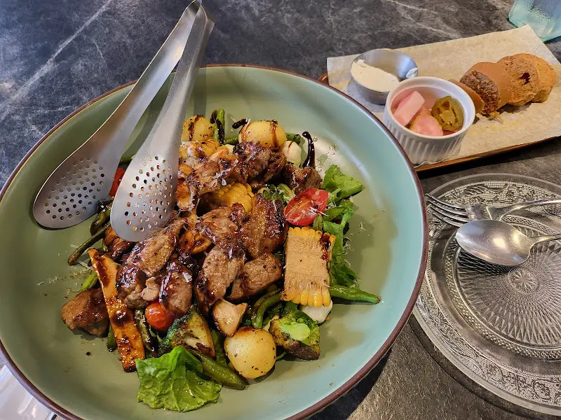 찹스케이크 샐러드