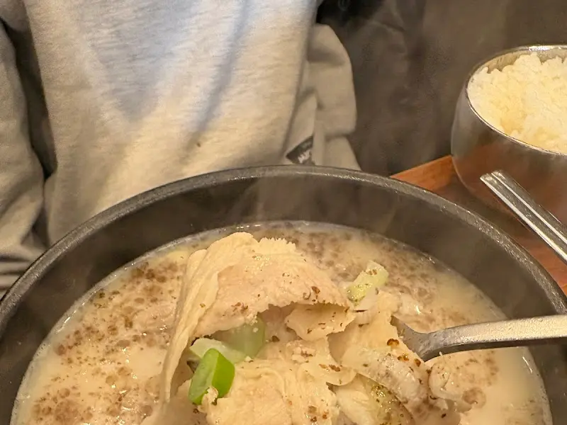 국밥 속 고기 건더기