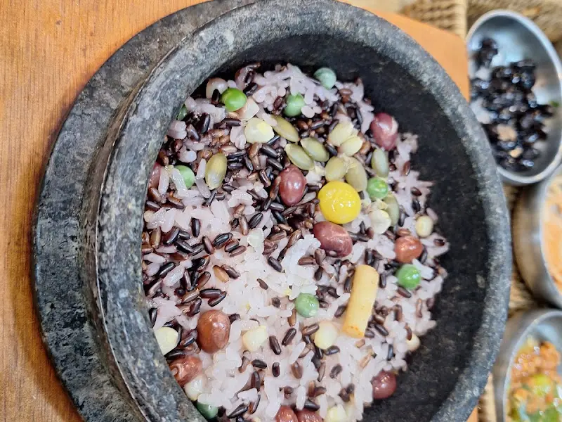 영양 돌솥밥
