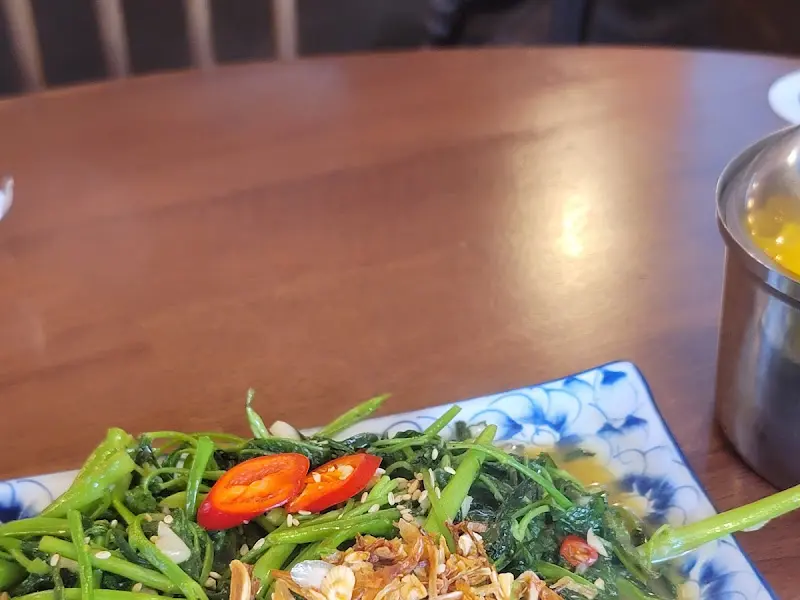 냐항바바바의 공심채볶음