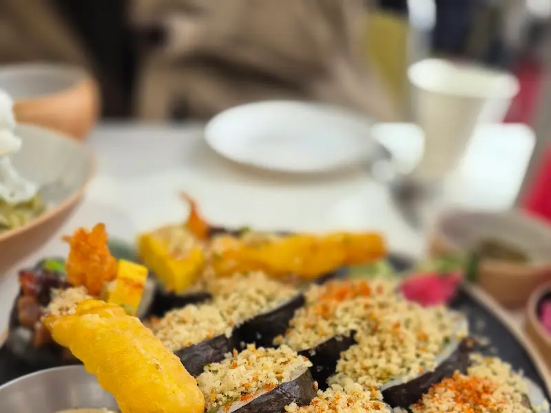 초이다이닝의 텐동 후토마끼