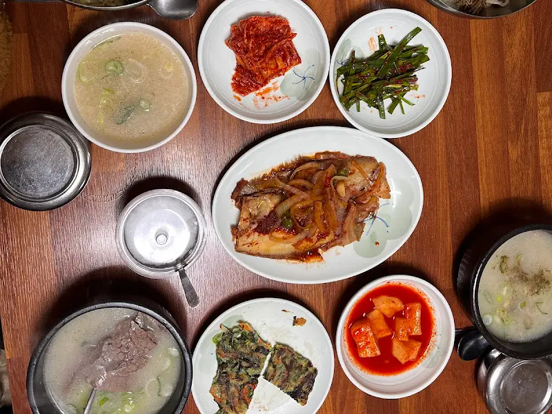 산양식당 한상차림