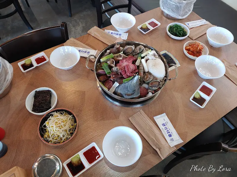 테이블 전체 샷