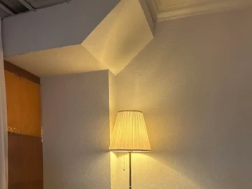 대화가 꽃피는 따뜻한 분위기의 공간, 송도 맛집 ‘어반제이’에서 즐기는 해물 전골 파스타 실험