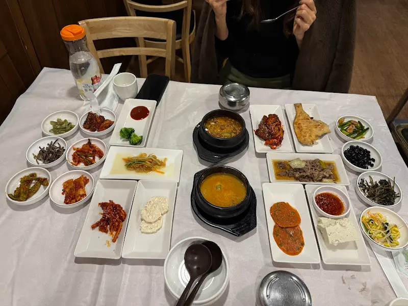 향나무정식 한상차림