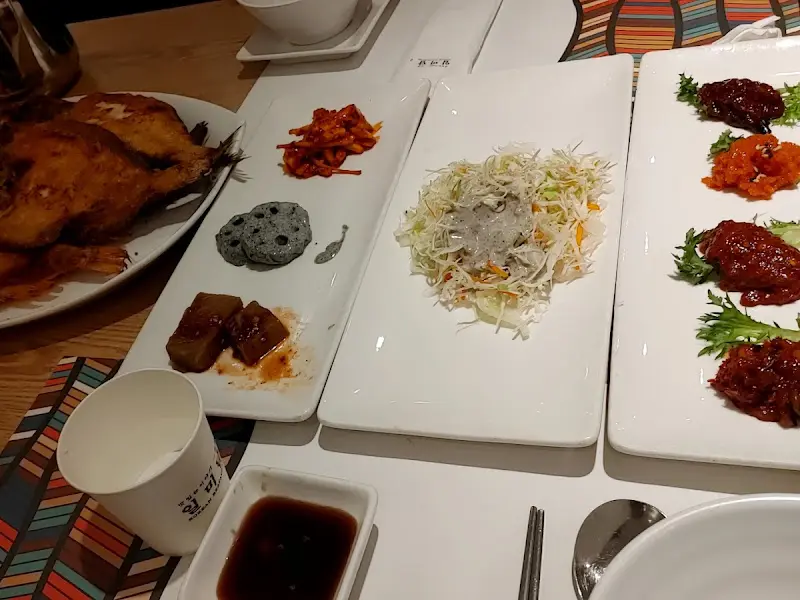 끊임없이 나오는 요리들