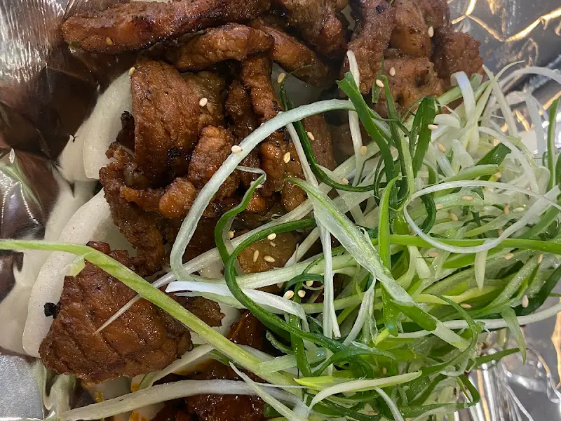 윤기가 자르르 흐르는 석갈비