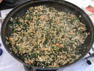 “삼대째 옜날집”에서 맛보는 기력 충전! 파주에서 즐기는 특별한 염소 요리 맛집