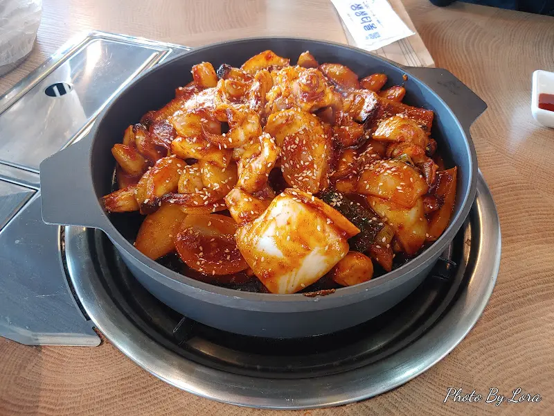 매콤한 갑오징어 볶음