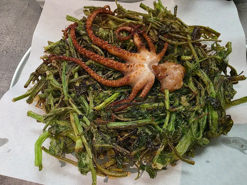 미나리 낙지전의 클로즈업 샷