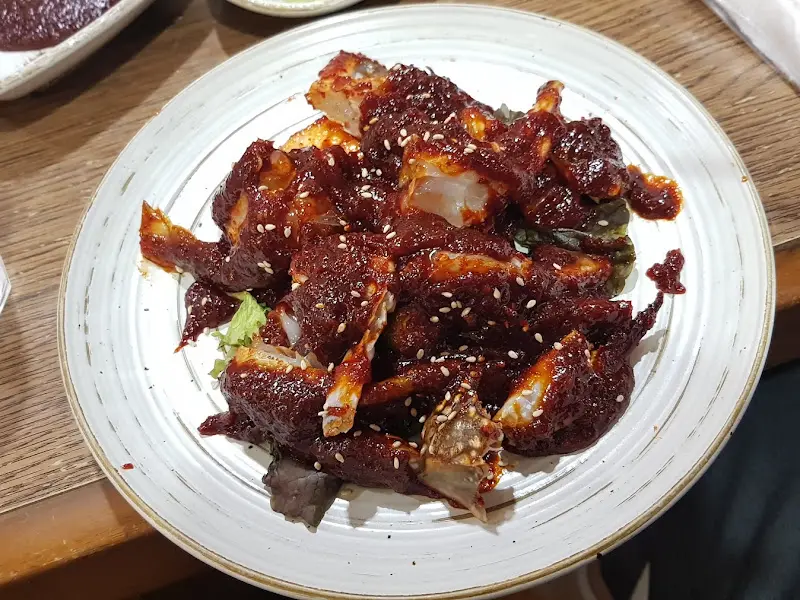 매콤달콤한 양념게장의 자태