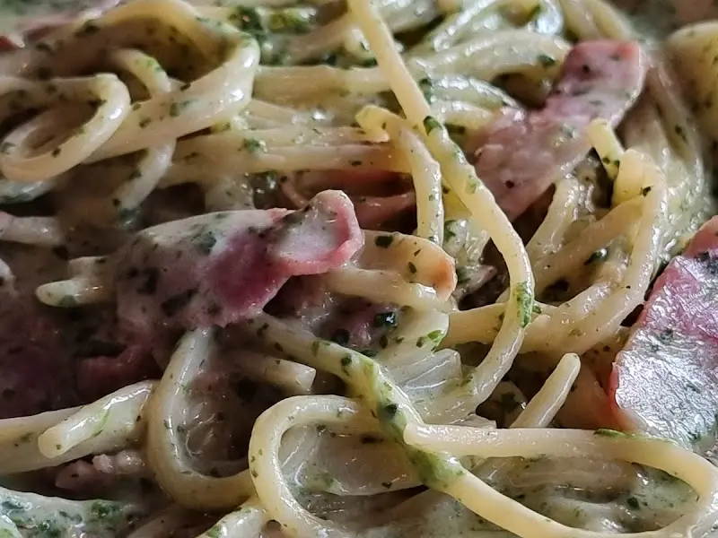 시금치 파스타 클로즈업 사진