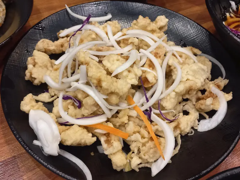 양파가 듬뿍 올려진 탕수육