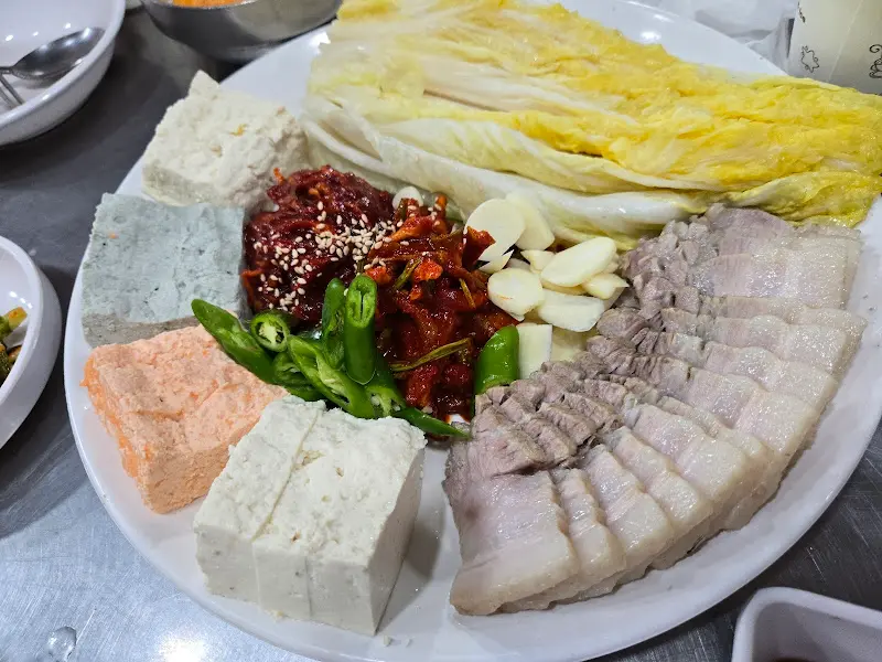 포두부 삼합 클로즈업 샷