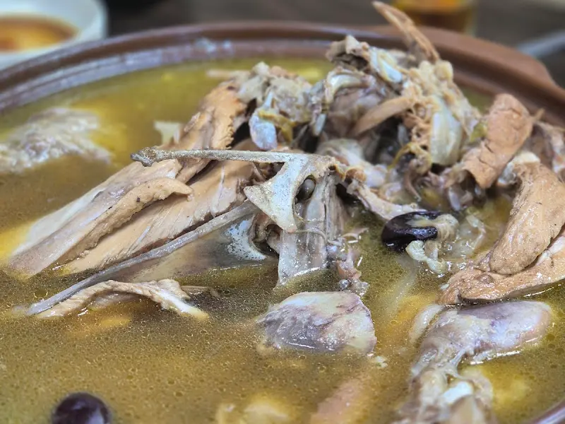 오리백숙의 뼈대