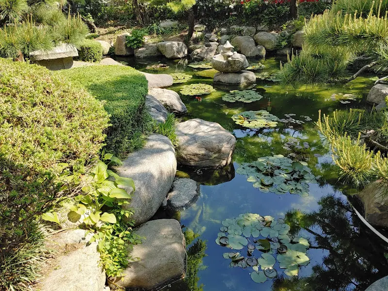 숭의가든의 아름다운 정원