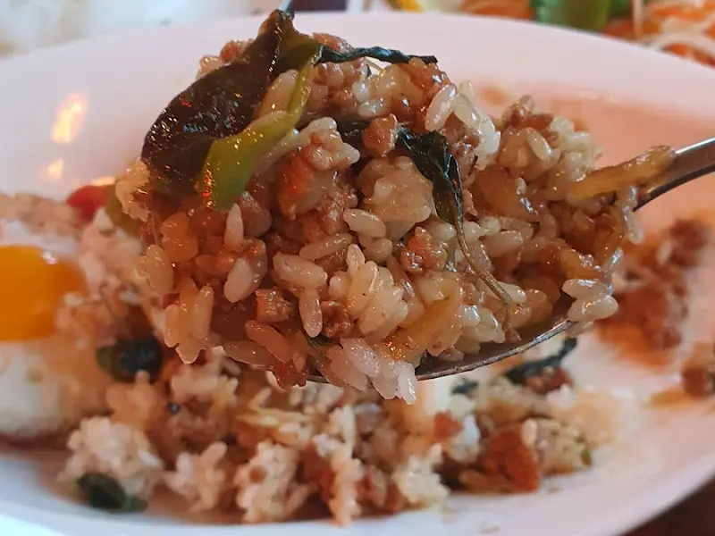 돼지고기 볶음밥