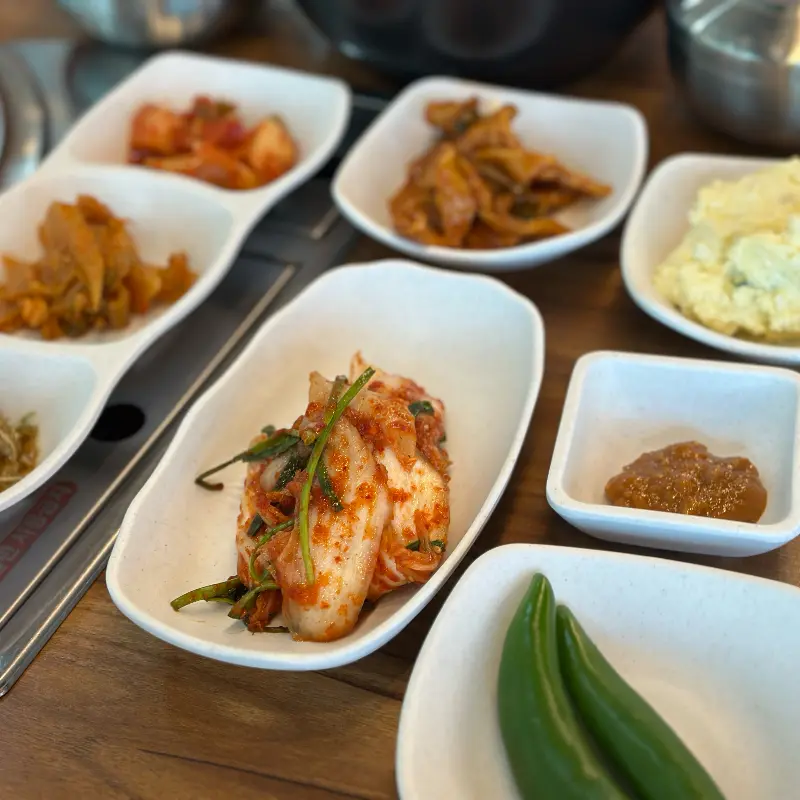 다양한 곁들임 반찬