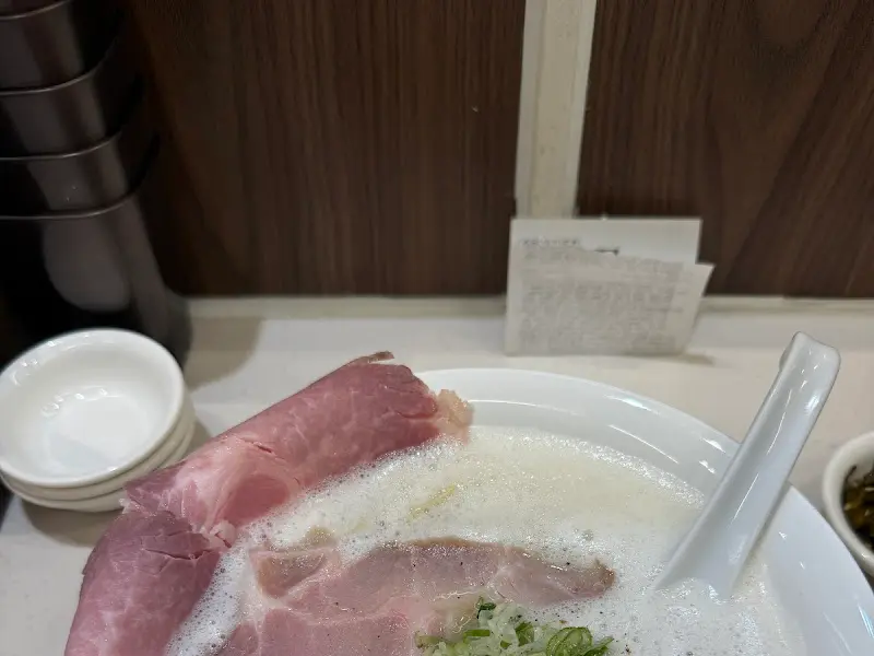 바 테이블 풍경