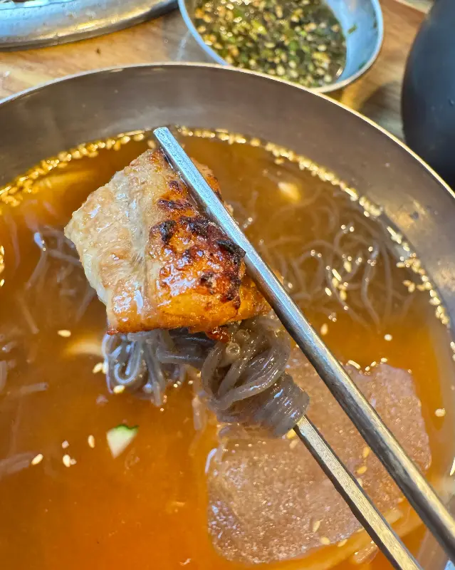 고기와 냉면의 만남