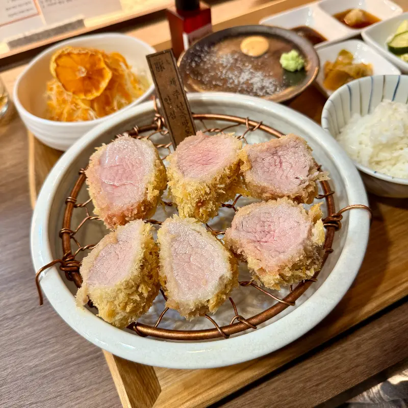 돈태일의 퐁듀 치즈 카츠