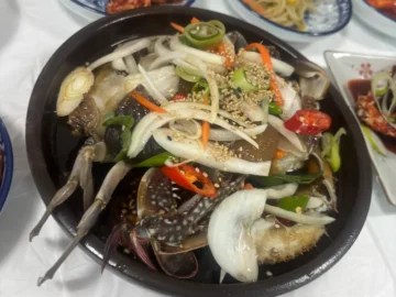 변산반도 혼밥 여행, 모녀게장에서 찾은 인생 간장게장 맛집