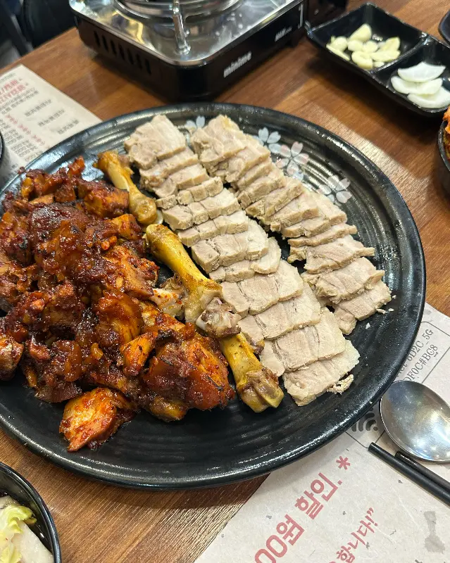 환상의 조합, 족발과 막국수