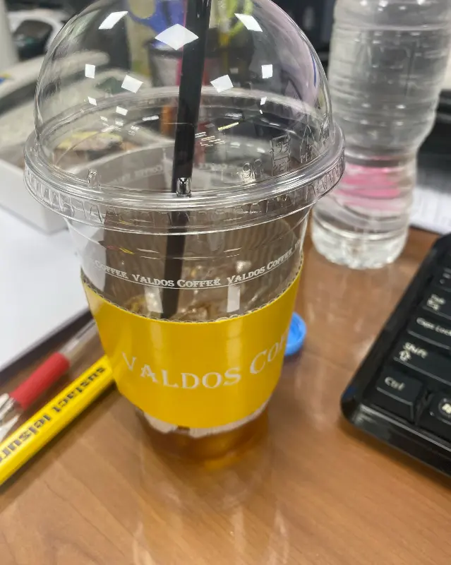 테이크 아웃 컵