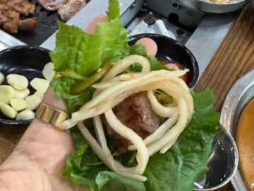 고흥 현지인이 인정한 돼지갈비 맛집, 안초갈비에서 펼쳐지는 미식 과학 실험