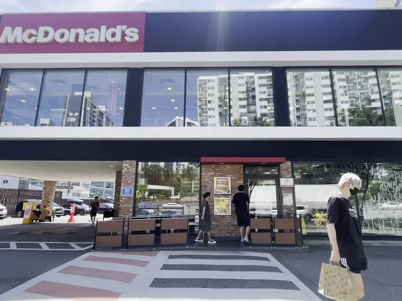 맥도날드 의왕오전DT점 외부 전경