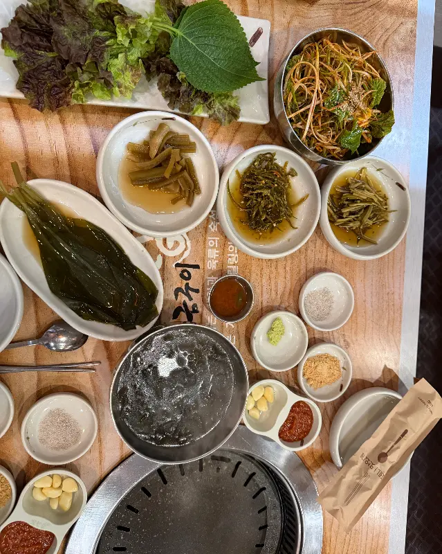 풍성한 곁들임 반찬