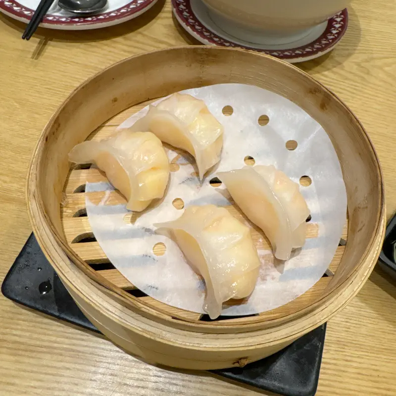 촉촉한 새우 딤섬