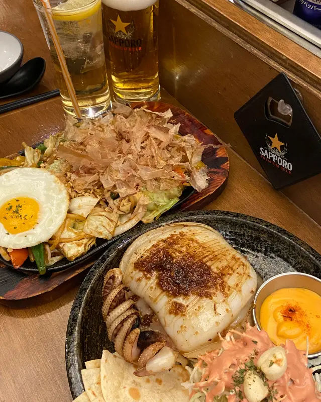 갑오징어 버터구이와 오코노미야끼