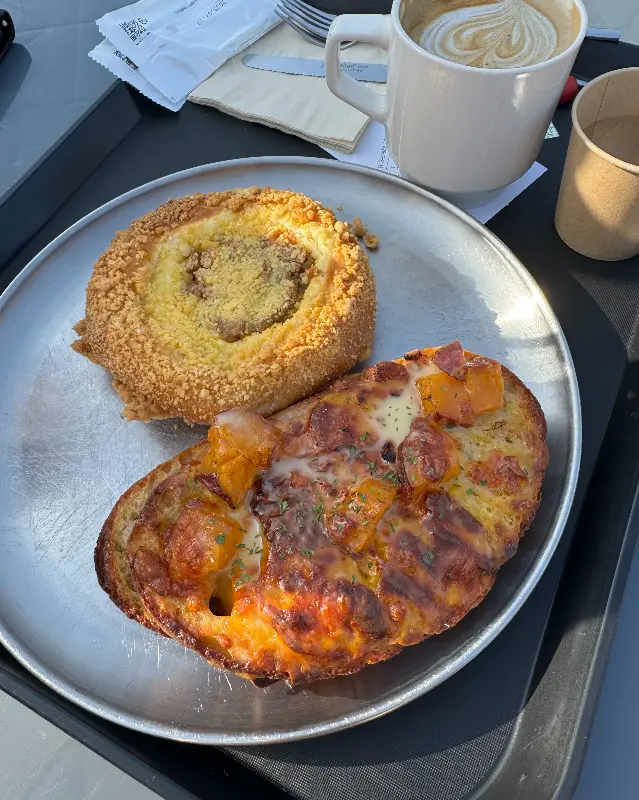 빌리앤오티스 외관