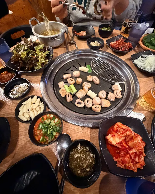 미스터 봉막창 내부