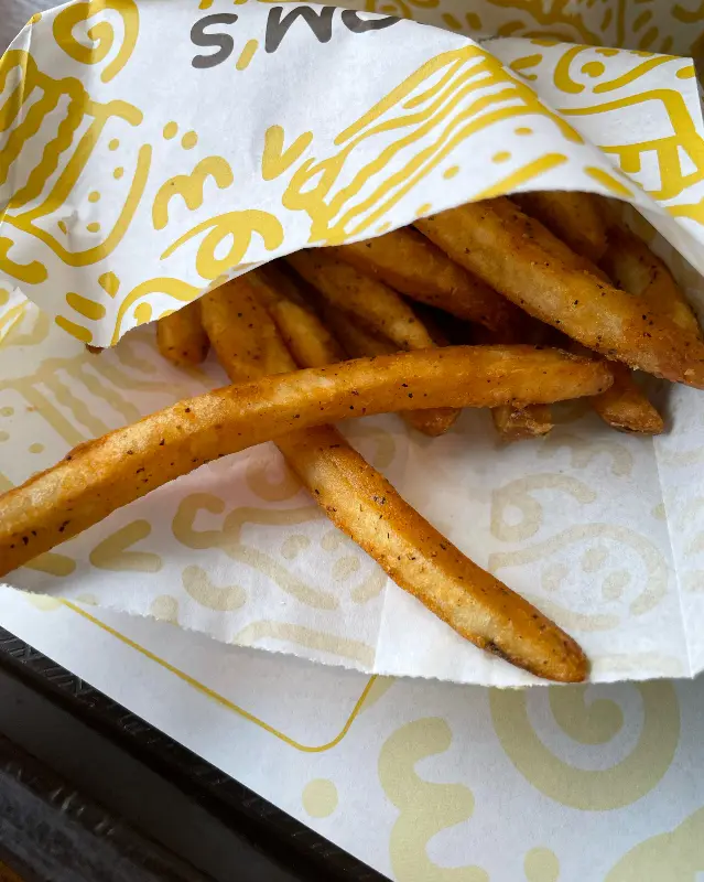 맘스터치 케이준 감자튀김