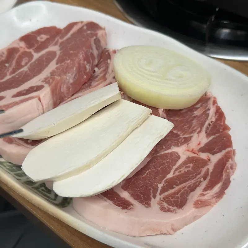 만연축산의 삼겹살