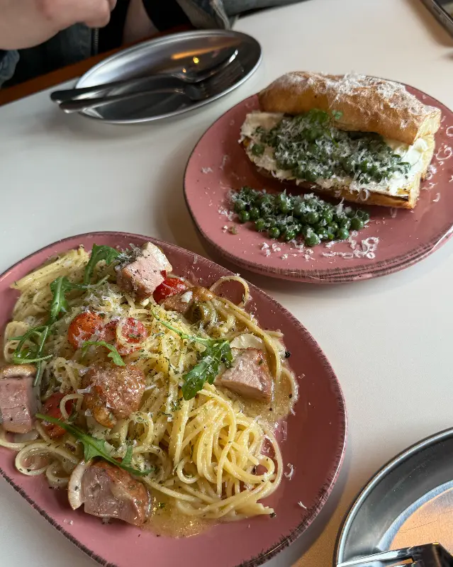 당근 명란 알리오 올리오와 부라타 잠봉 프렌치토스트