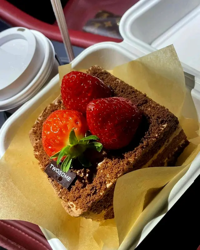 투썸 스초생 케이크