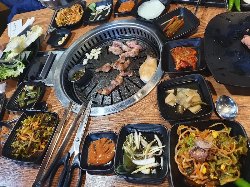 테이블 전체 샷