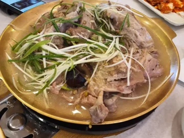 바다 내음 가득한 거제에서 즐기는 산골애 오리 맛집 기행